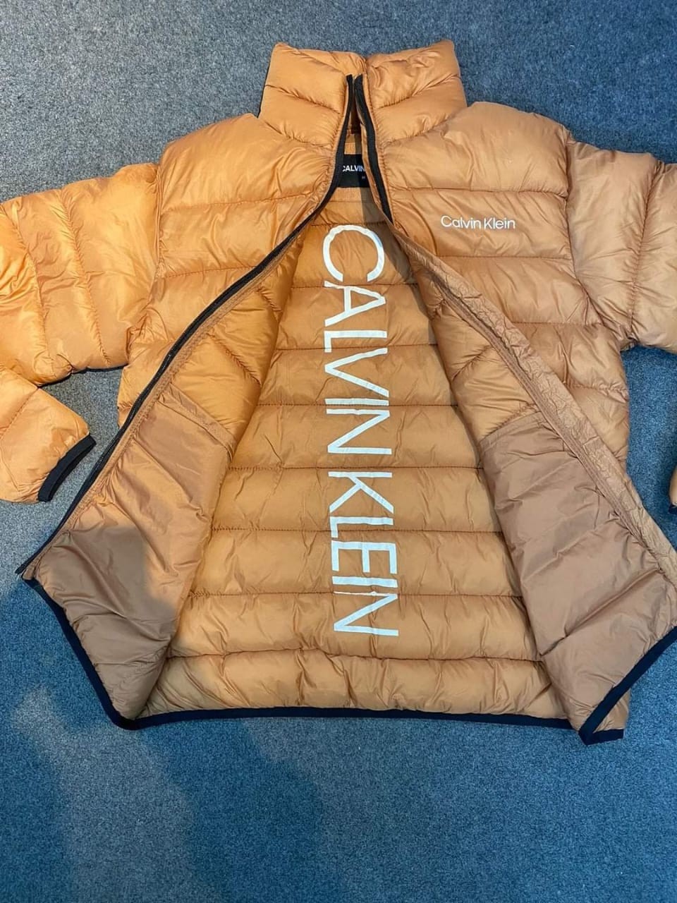 Man's paddings jacket